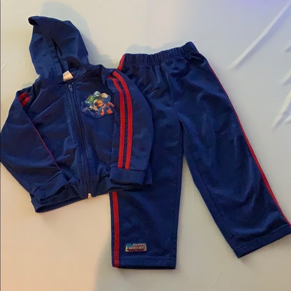 DC Super Friends Jogging Suit - Picture 1 of 6